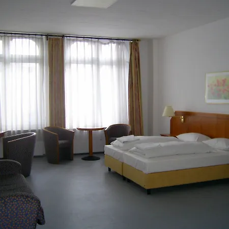 Hotel Willy Frankfurt 3*