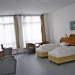 Willy Frankfurt Hotel 3*